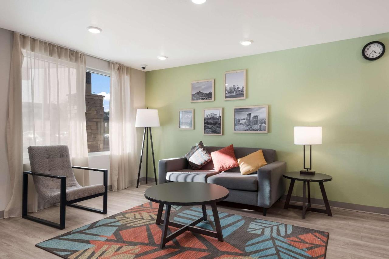 Woodspring Suites Phoenix-Deer Valley Екстер'єр фото