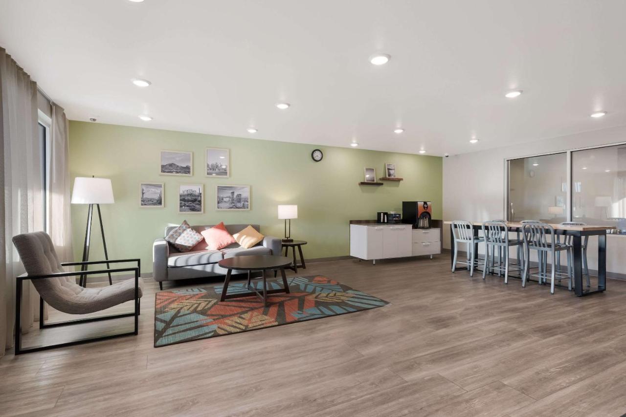 Woodspring Suites Phoenix-Deer Valley Екстер'єр фото